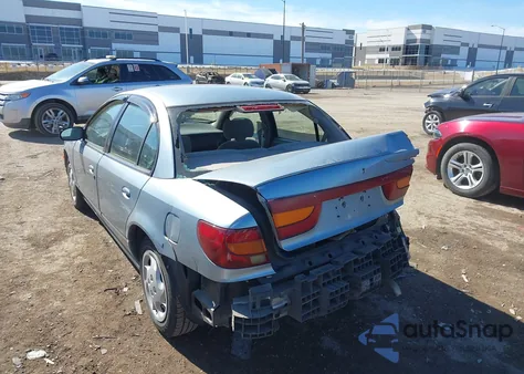 2002 Saturn S-Series Sl2 z USA, uszkodzony, nr VIN 1G8ZK52722Z132470